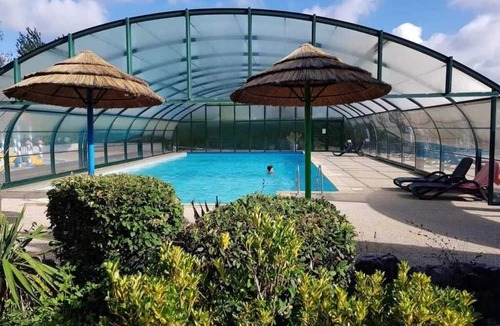 Vernioz House | Camping 4 étoiles - Piscine - efadcg