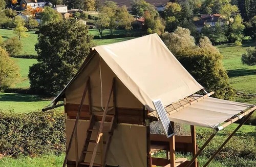 Saint-Point House | Flower Camping du Lac de Saint Point Lamartine - Saône et Loire - Southern Burgundy * - Premium mobile home 35m² - 3 bedrooms - Castle view - covered terrace for 6 people