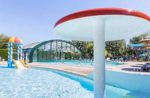 Vernioz Ski Chalet | Chalet 4 étoiles - Parc aquatique - eeeaag
