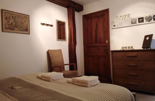Saint-Cyprien-sur-Dourdou Bed & Breakfast | Domaine du Mas Naut