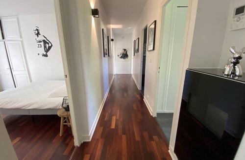 Palaiseau Villa | Villa Contemporaine Mandarine Avec Salle de Jeux, Idéal Pour les Familles
