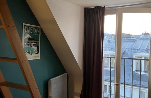 Montmartre Apartment | MONTMARTRE, PARIS VIEW, ATTRACTIONS, 30–60 days ahead? Private offer VIE-VAp