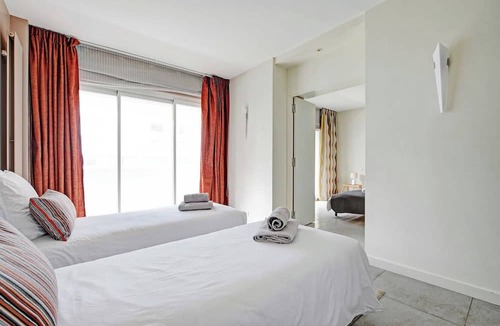 Grenelle Apartment | Exceptional 3BDR/6P apt - View of the Eiffel Tower
