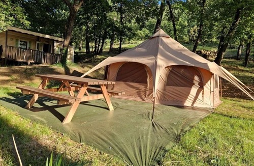 Mondragon House | Camping 3 étoiles - Piscine - ccbfbcd