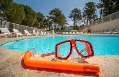 Mondragon House | Camping 3 étoiles - Piscine - ccbfbce