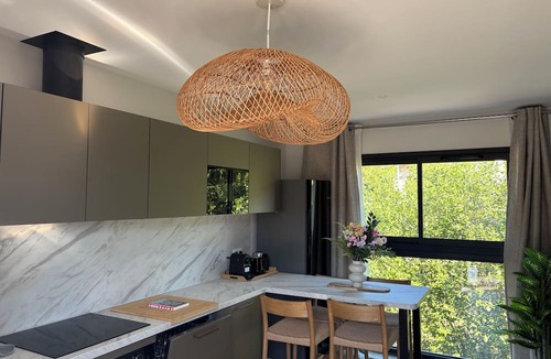 Montjuzet Apartment | T2 Puy de dôme Chic, Cosy & Idéalement Situé