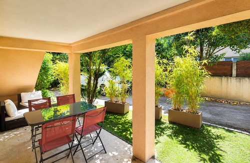 Tournon-sur-Rhone Apartment | Chez Aurel et Ju