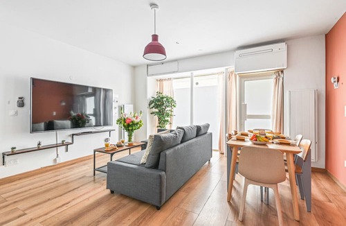 Quartier de la Porte-Saint-Denis Apartment | Lavie Maison Chic Stay, A/C & Parking