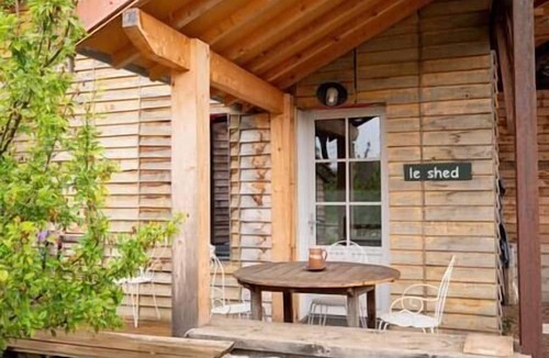 Val Marnaysien House | Nature stay in Banne: le Shed
