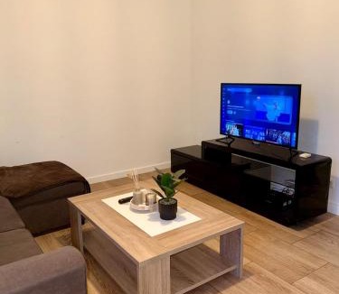 Choisy-le-Roi Apartment | Cosy Choisy - 15 min de Paris