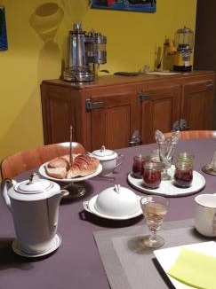 Marcillac-Vallon Bed & Breakfast | Natangora