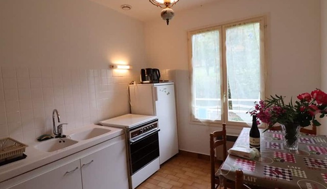 Gite Saint-Cernin, 2 bedrooms, 4 persons