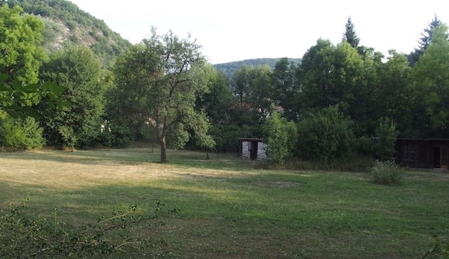 Holiday Home 'Chalet Du Bois D'estève' with Mountain View, Shared Terrace and Wi-Fi