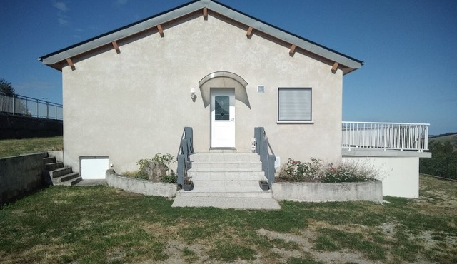 Maison Chalet au Croisement de la Vallée du Lot et de