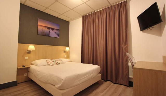 Hotel Vol de Nuit