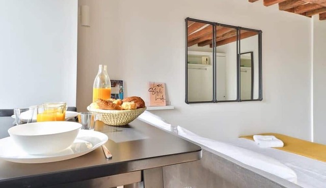 Cosy and New Studio in the Heart of Paris (5F)