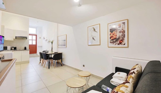 Charming apartment -1BR/4P - Gare district